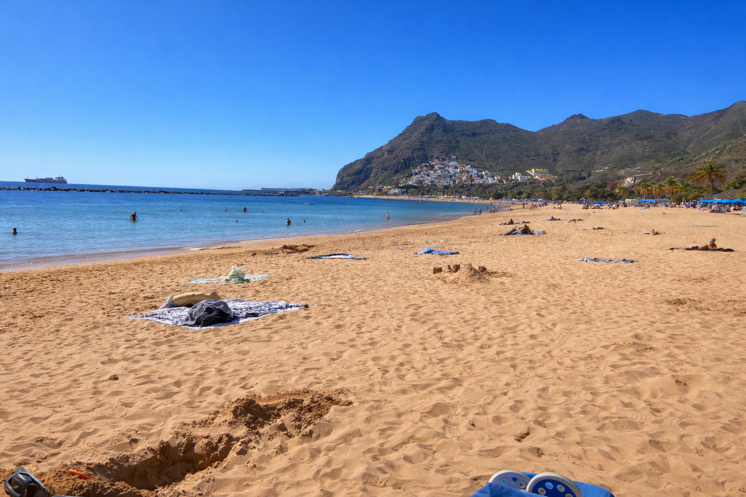 Playa de Las Teresitas 2